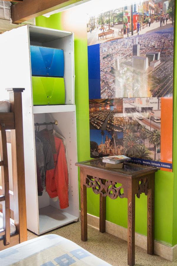 Hostel Spring City Medellín Kültér fotó