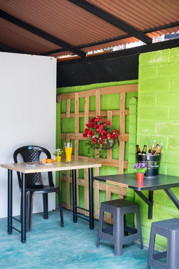 Hostel Spring City Medellín Kültér fotó